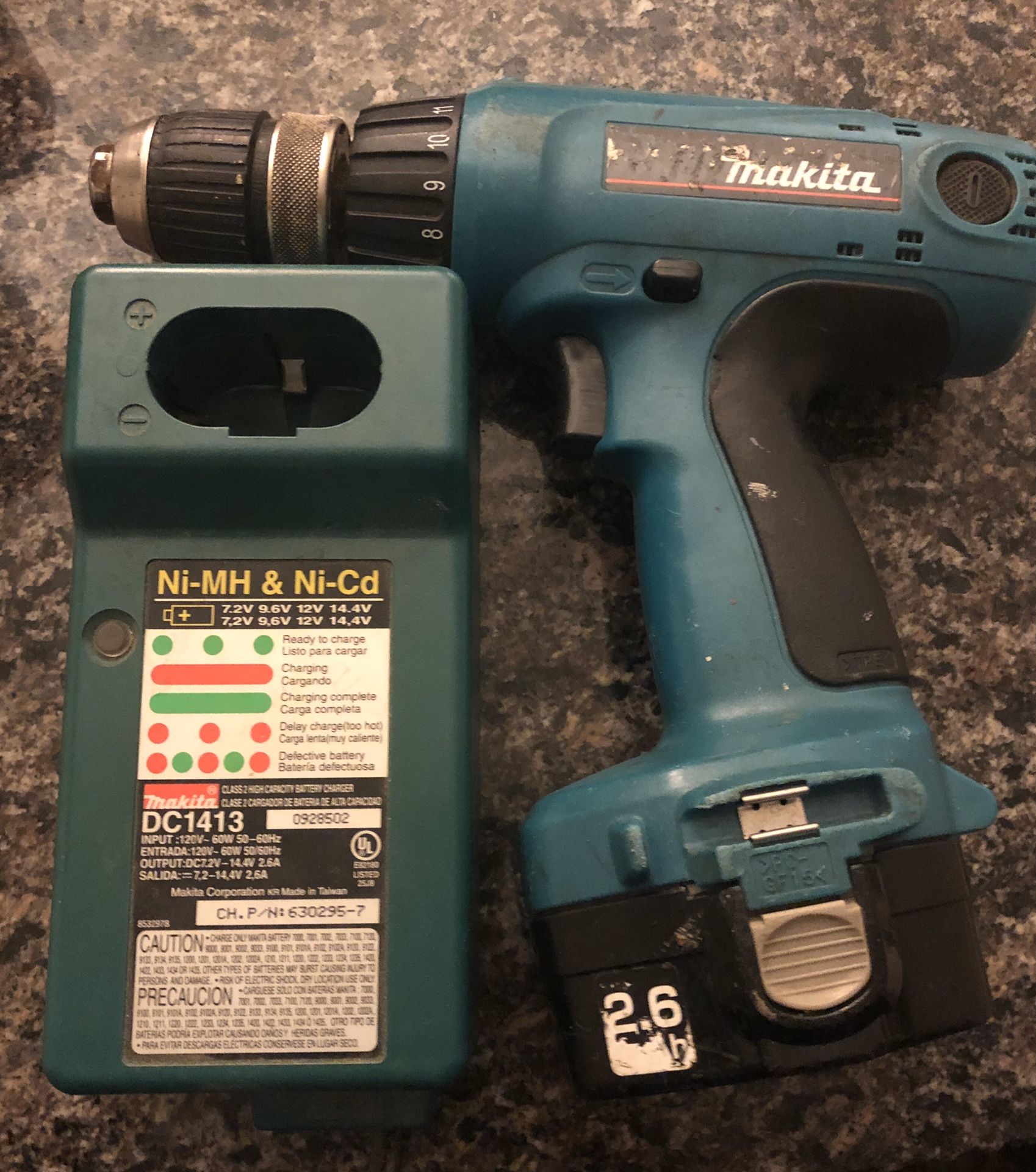 Makita 14.4 Drill, Battery, & Charger