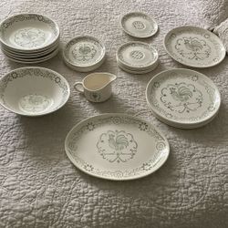 Rooster plates, vintage