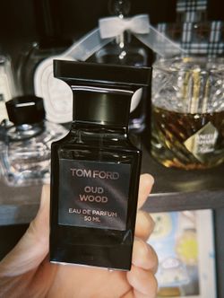 TF Oud Wood Eau de Parfum