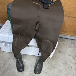 Men’s Magellan Outdoors Neoprene Chest Waders – Size 10