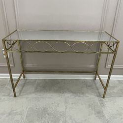 Glass Tables  And Mirror