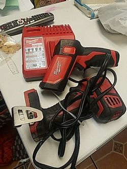 Vendo drill cargadorchequeador de temperatura milwake