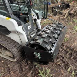 Skid Steer Sheep’s Foot Vibrating Compactor