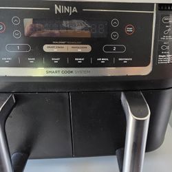 Ninja Air Fryer Like New Condition 10 Qt 