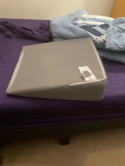 Wedge Pillow
