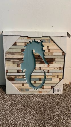 Seahorse wall art