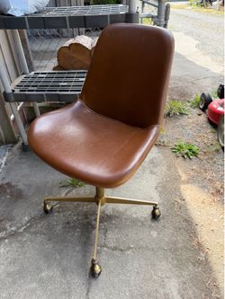 Chair!