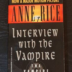 INTERVIEW WITH THE VAMPIRE BY ANNE RICE - PAPERBACK