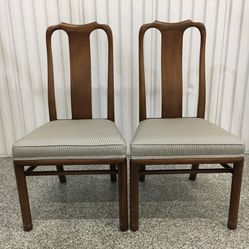 Pair Of Solid Mahogany Queen Anne Chairs 