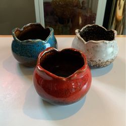 Set Of 3 Ceramic Colored Planter Pots - Blue, White & Red