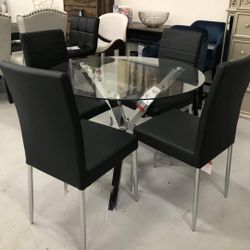 Vance Black 5 Piece White And Chrome Dining Set by Coaster (Glass Table and 4 Chairs)