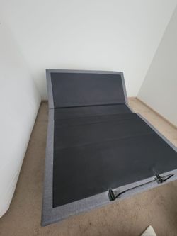 Lucid Queen Adjustable Bed Base With Massage, Remote, USB, Lights