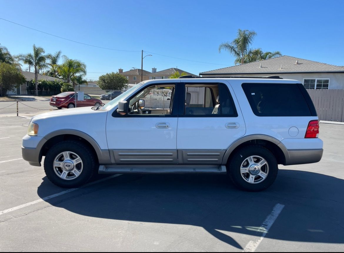 2004 Ford Expedition