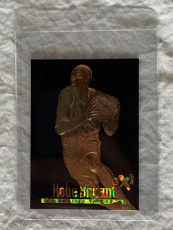 Kobe Bryant 1996-97 Skybox EX-2000 Black 23Kt Gold RC