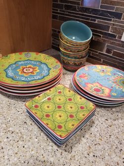 SUE ZIPKIN DINNERWARE