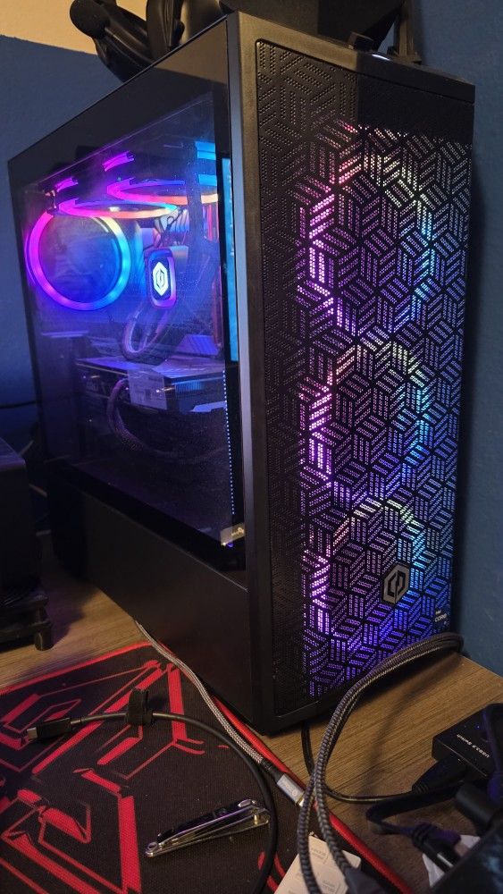 CyberPower SLC7400SAM Gamer Supreme i7-13700KF 3.4GHz NVIDIA GeForce RTX 4070