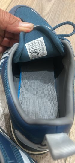 Men’s Adidas Shoes 9.5 Almost  ew