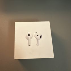 *SEALED*  AirPods 4