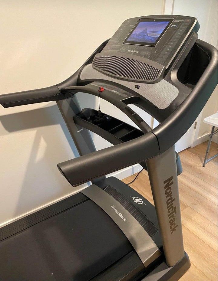 #Nordictrack Commercial 1750 Treadmill#
