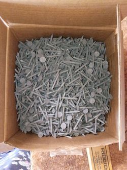Roofing nails 1 1/4 inch