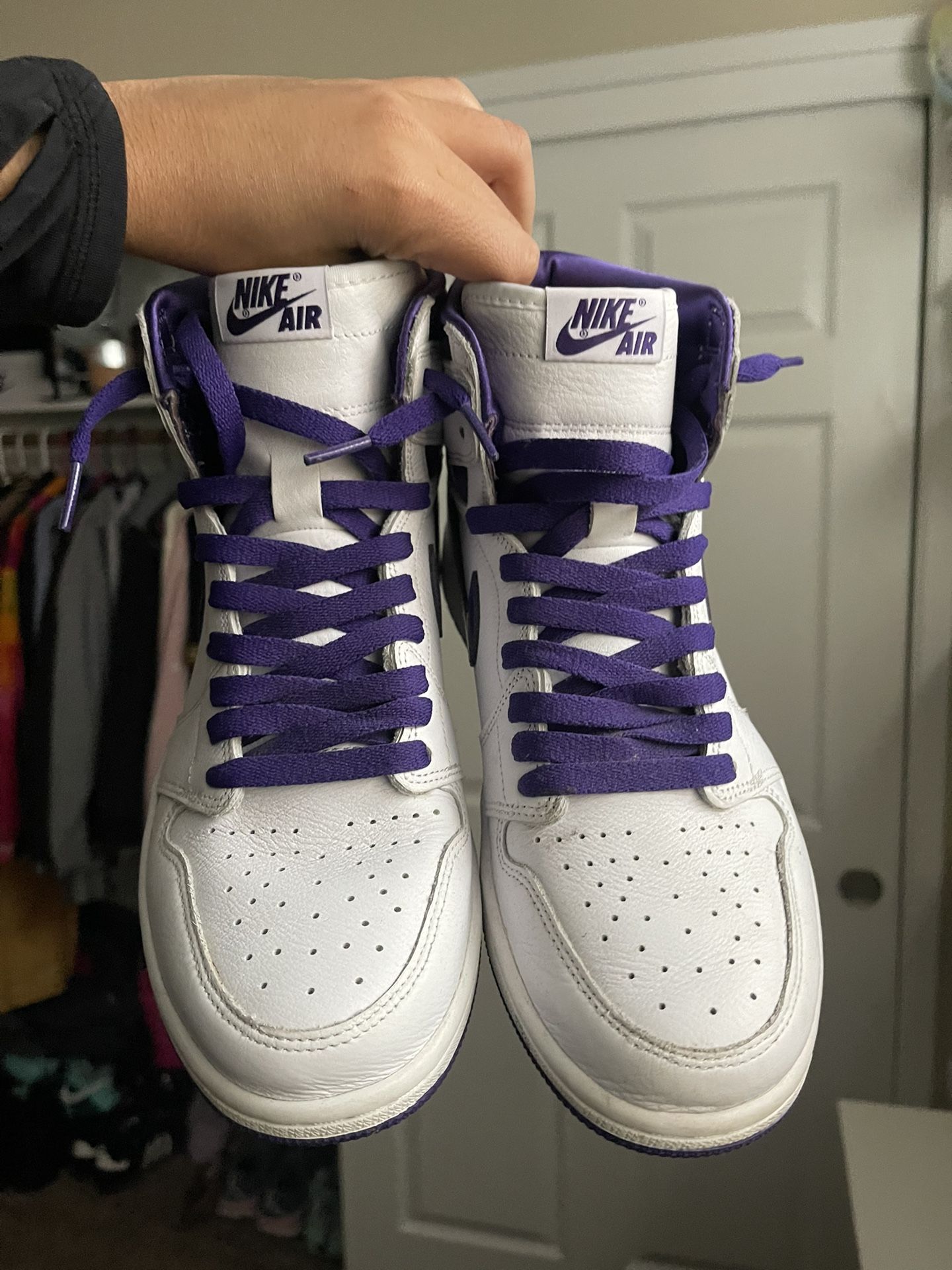 Nike Air Jordan 1 Retro Size 9.5 Woman
