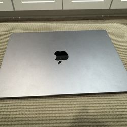 Macbook air. Please read description.