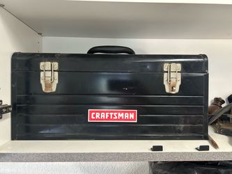 CRAFTSMAN TOOL BOX