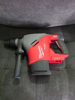 Milwaukee M18 FUEL Cordless 1-9/16 in. SDS Max Rotary Hammer (Tool-Only)