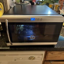 Wine Cooler (8 Bottle)