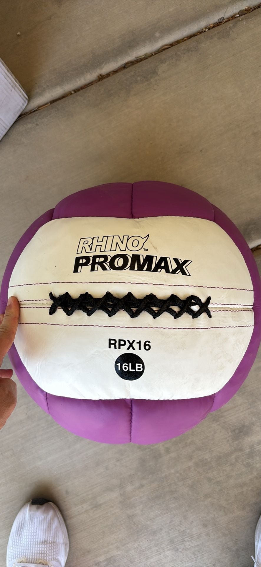 Medicine Ball - 16lb