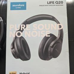 New Wireless Noise Cancelling Headphones Anker Life Q20.  $43obo