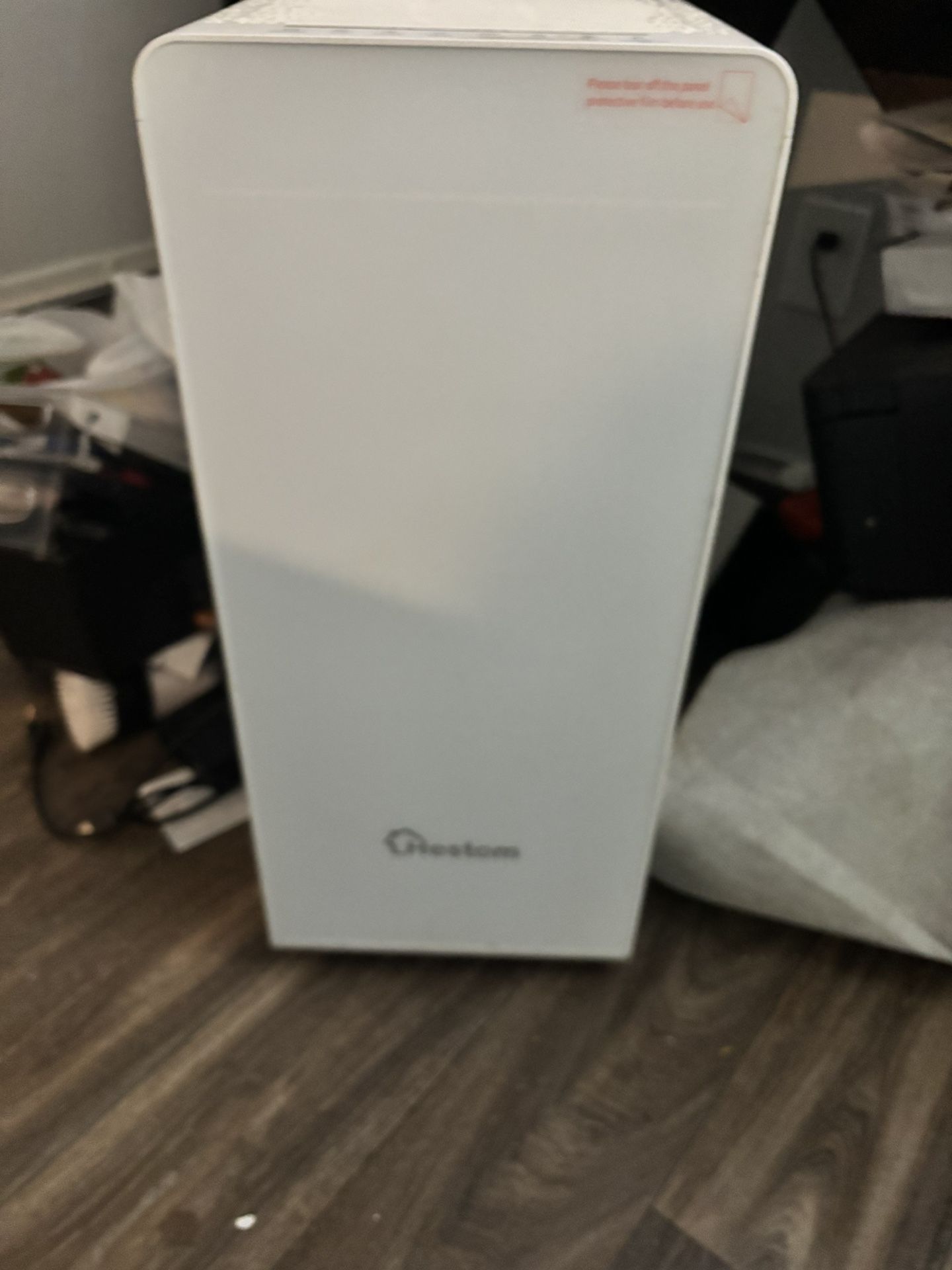 Hestom Air Purifier - Excellent Condition 29.99