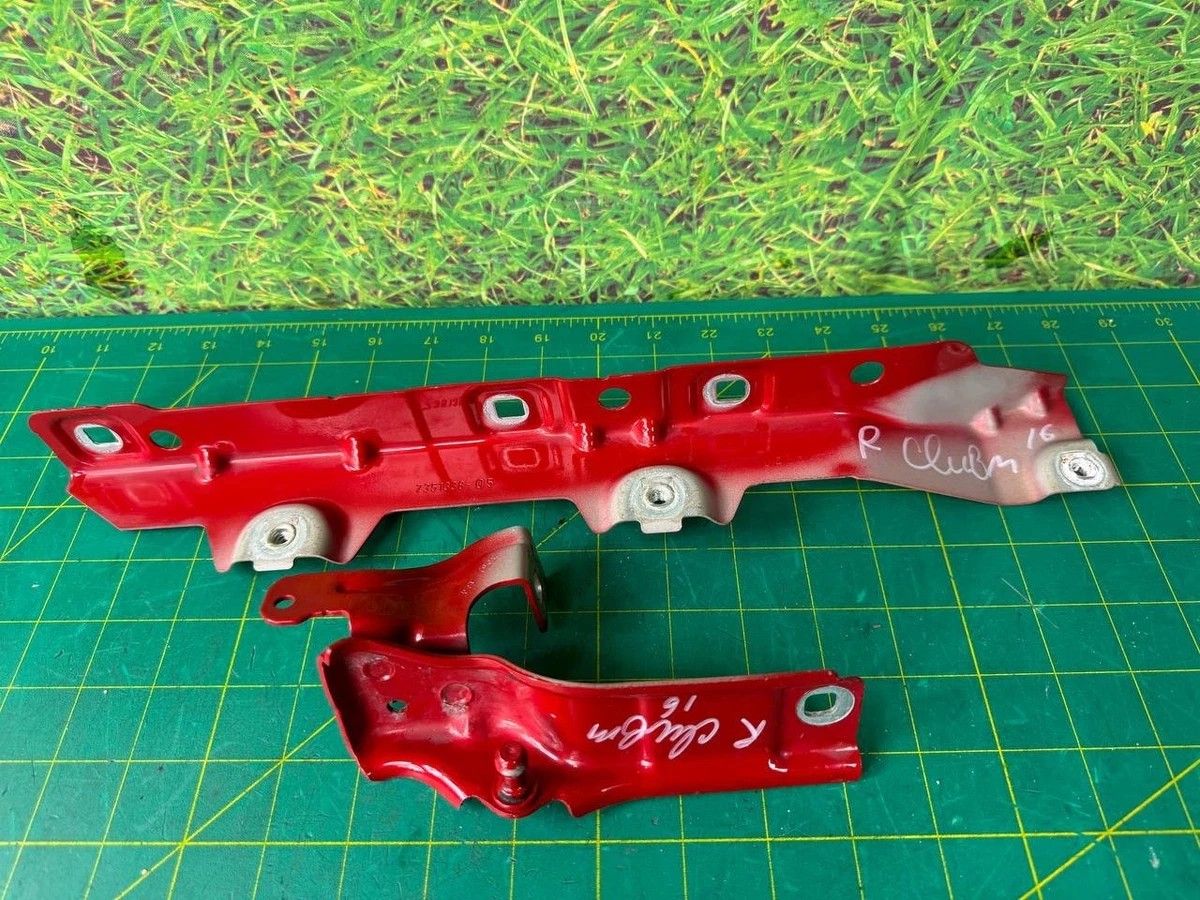 16-19 Mini Cooper Clubman F54 Front Right Fender Wing Mount Bracket OEM SET of 2
