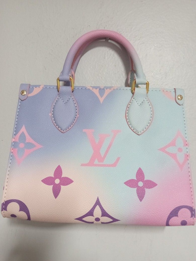 Brand New Gorgeous Louis Vuitton Bag 😍