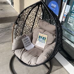 Outdoor Swing Chair💚 $499