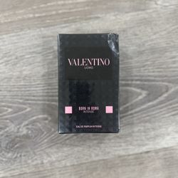 Valentino Born In Roma Intense