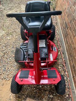 Snapper riding lawnmower