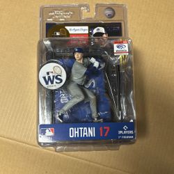 Los Angeles Dodgers Shohei Ohtani 7” Figurine