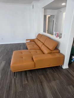 New luxury leather sectional couch