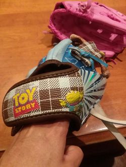 Kid baseball gloves