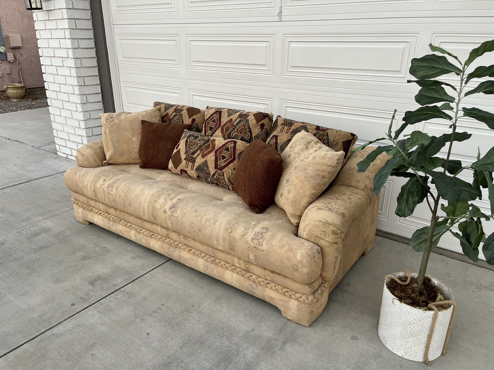Over Stuffed Couch With Reversible Pillows