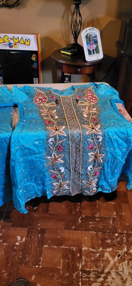 Salary Kameeze Indian Suit