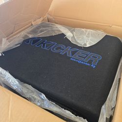 KICKER L7 SUBWOFERS