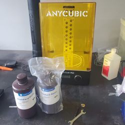 Any cubis wash station and 2 bottles of resin