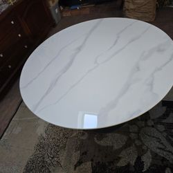 47" Modern Pedestal Round Dining Table for 4 (CHAIRS NOT INCLUDED)