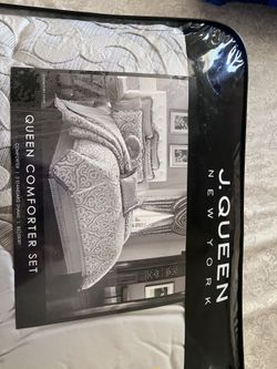 Queen Size Comforter Brand New!