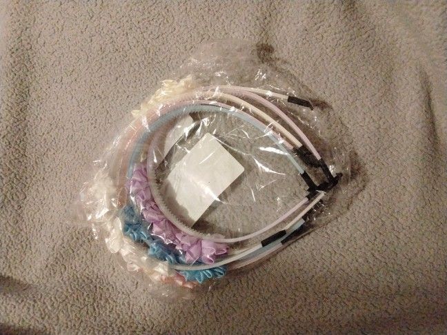 *NEW* 5 PCS Flower W/ Pearls Head Bands.