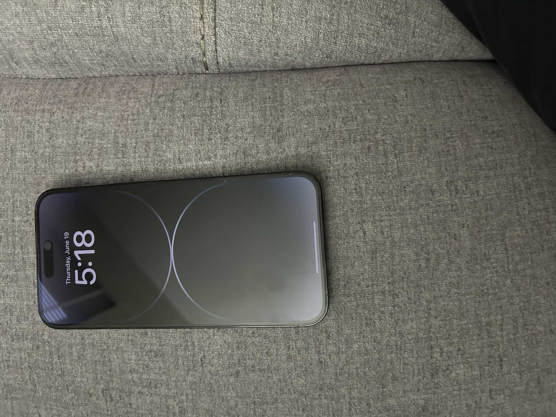 iPhone 14 Pro Max