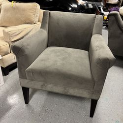 Set of Chairs (2)