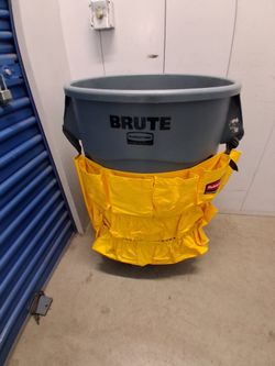 Trash Barrel With casters and skirt